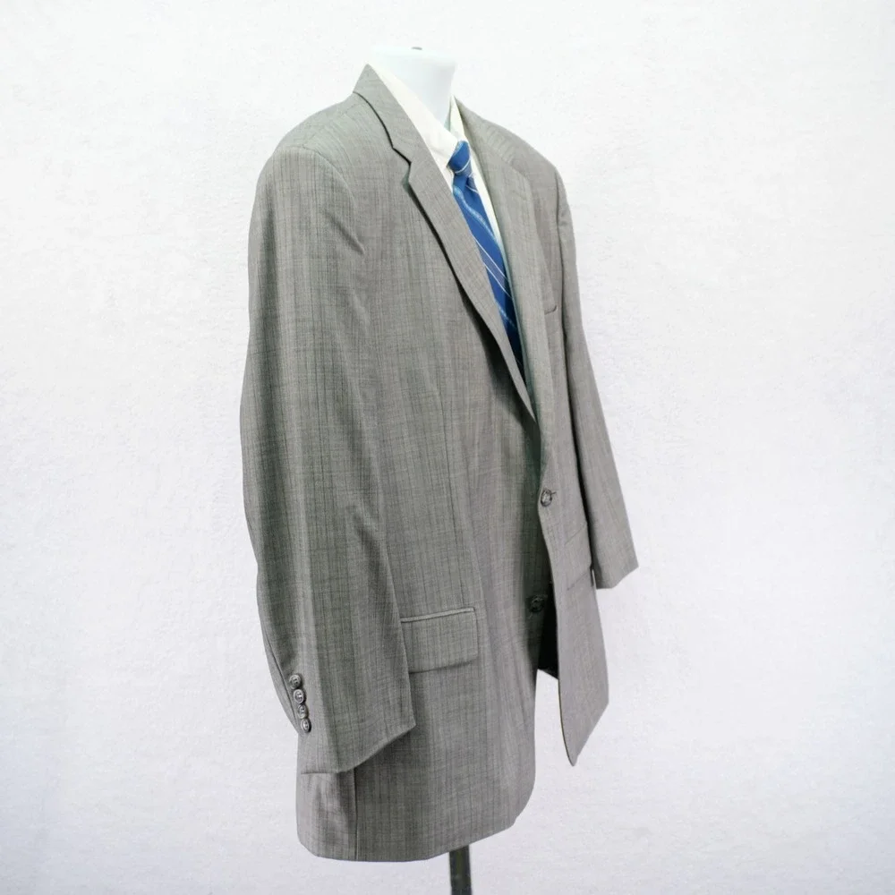 Joseph & Feiss Gray Sharskin W/ Blue Striped 48L 2 Button Suit Jacket Tagged 50R